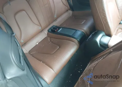 2011 Audi A5 2.0T Premium из США, поврежденный, VIN WAULFAFH2BN020509